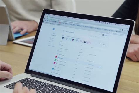 dropbox rolls  document scanning  sharing features     apps