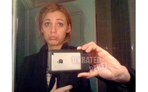 1 blake lively nude pics leaked from phone unseen