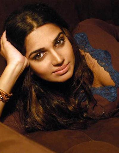 nadia ali pakistani pop singer latest new spicy photo gallery