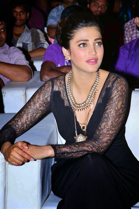 Shruti Hassan In Black Dress At Telugu Film ‘race Gurram
