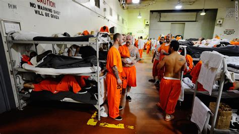 California Officials We Ll Fix Prison Crowding Won T Free 33 000