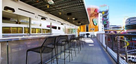 Best Bars Near Fremont Street Las Vegas Urbandaddy