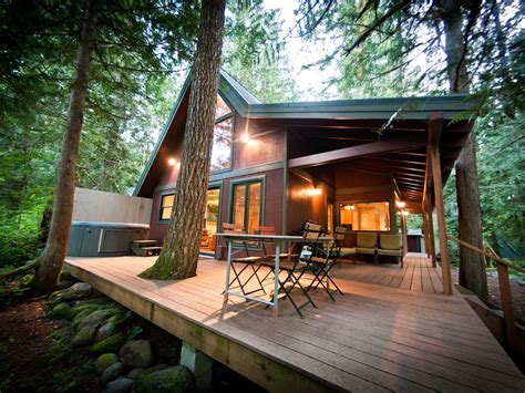 silver cedars cabin cabins rhododendron united states  america glamping hub