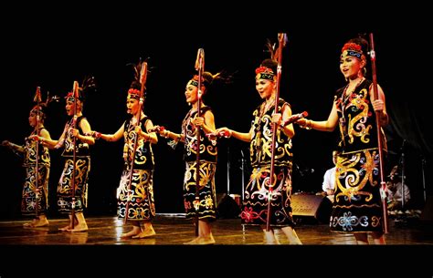 kesenian indonesia tari gantar kalimantan timur