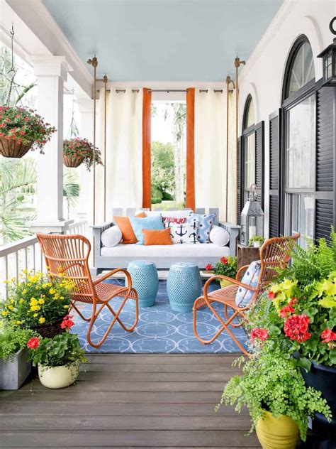 ways  decorate  porch  summer