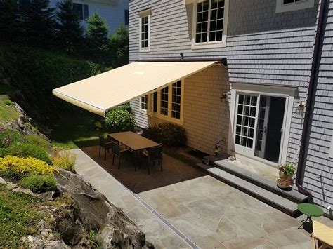 retractable  fixed awnings comparing options aladdin