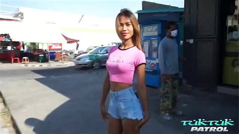thai teen porn blasen im auto 19046 asianteenporn
