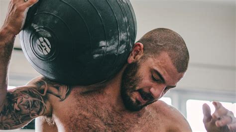 Crossfit Games Champ Mat Fraser Training For Fourth Title In 2019