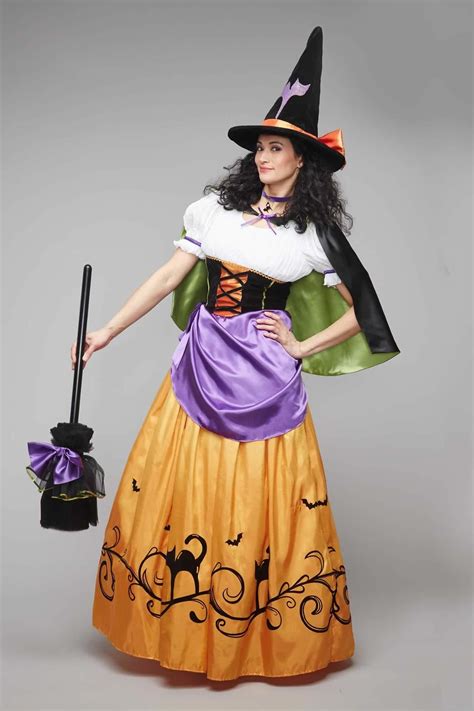 vintage witch costume  women chasingfireflies