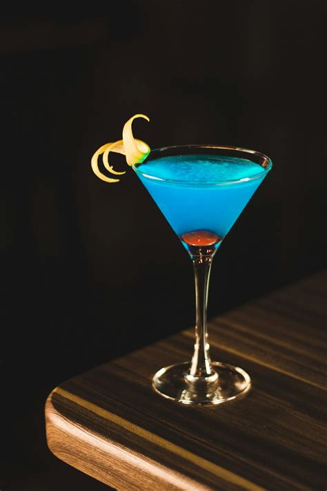 blue cocktail pictures   images  unsplash