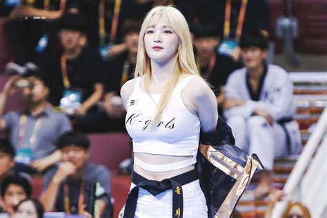 this sexy taekwondo girl has all of korea falling in love
