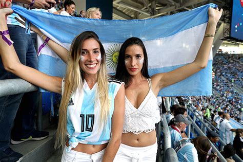 world cup girls sexy fans strutting their stuff in russia daily star