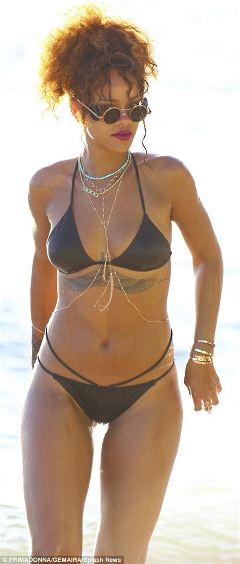 Photos Rihanna Flaunts Sexy Beach Body In A Cut Out Bikini