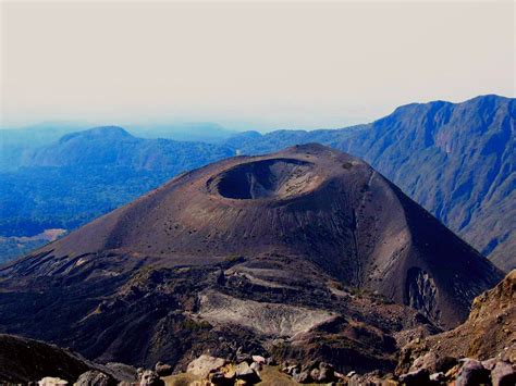 mount meru hike   volcano  arusha national park