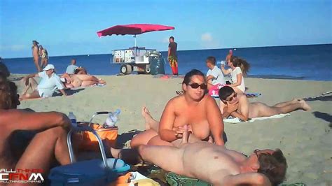 amateur exhibitionist couples having erotic nfnm and cfnm fun on nude beaches all things cfnm at
