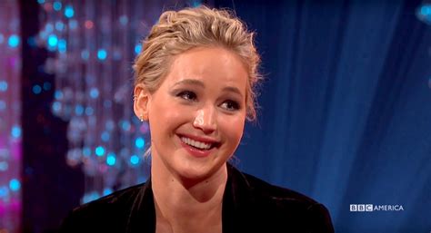 why jennifer lawrence s butt scratching incident caused a stir with
