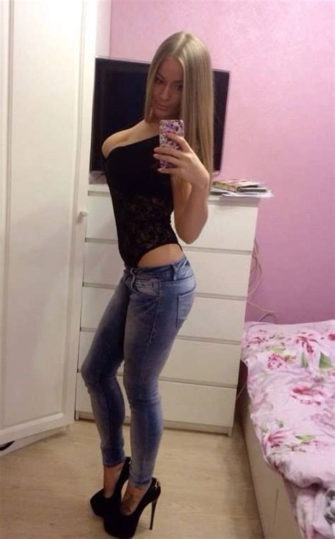 ⊱ɛʂɬཞɛƖƖą⊰ ⊱ ṡєʟғıєṡ ⊰ pinterest goddesses sexy women and selfies