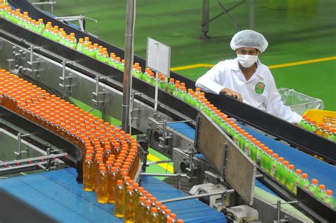 industri makanan  minuman  tumbuh sampai  nalarid