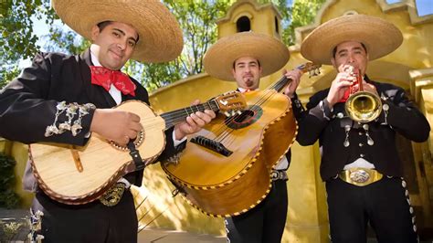 happy mexican traditional  mexican party mariachi guitar trumpet youtube