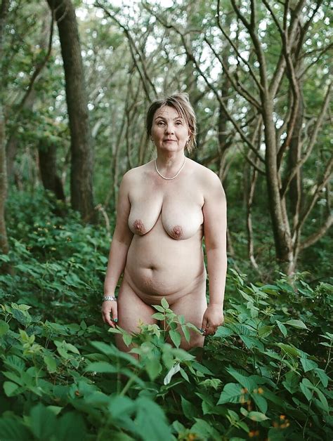 Sexy Matures And Milfs Naked In The Country 37 Pics
