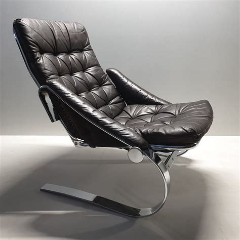 scandinavian chrome flat steel leather lounge chair