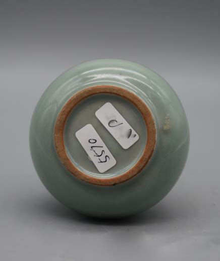 longquan celadon miniature arrow vase bada