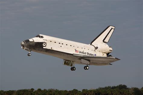 filespace shuttle atlantis landing  ksc  sts jpg