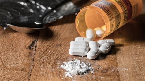 inside opioid addiction pbs learningmedia