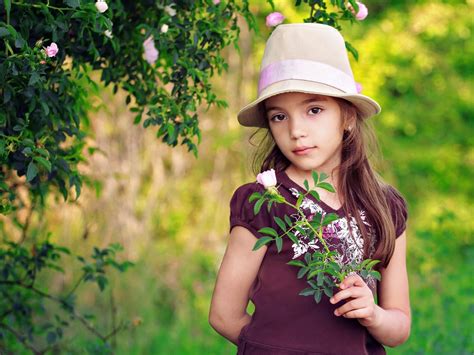 photo gallery cute girl babies wallpapers  cute  quotes