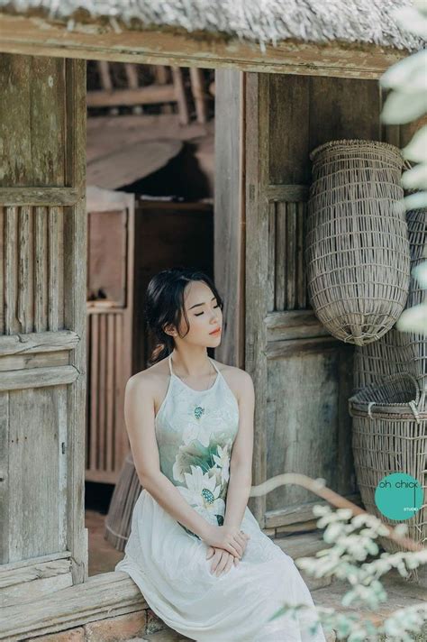 Ghim Trên Vietnam Traditional Dress Ao Yem