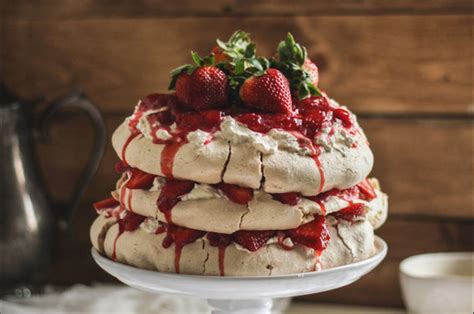 pavlova recipes gorgeous meringue desserts we can t get enough of photos