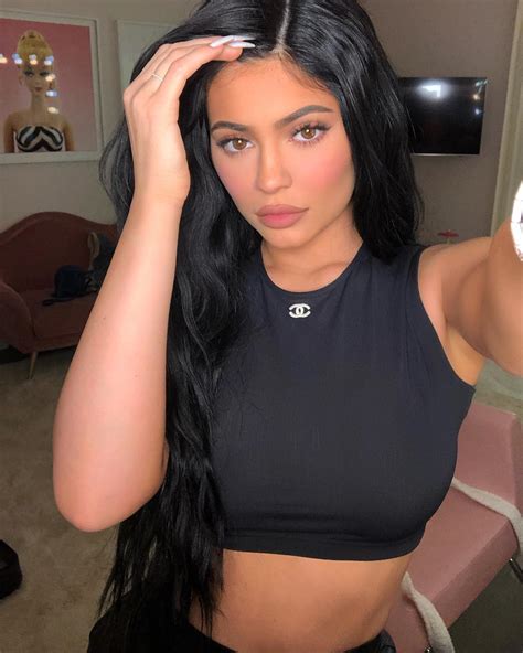 Kylie Jenner Very Sexy Selfies Celeblr