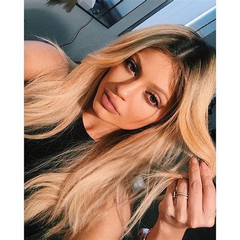 Kylie Jenner With Blonde Hair 2015 Popsugar Beauty Photo 2