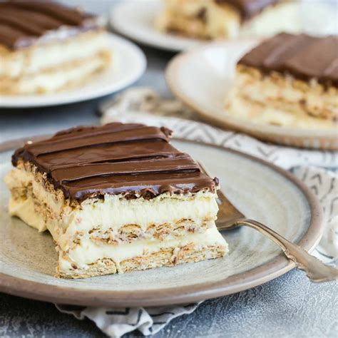 easiest    delicious paula deen eclair cake prudent penny