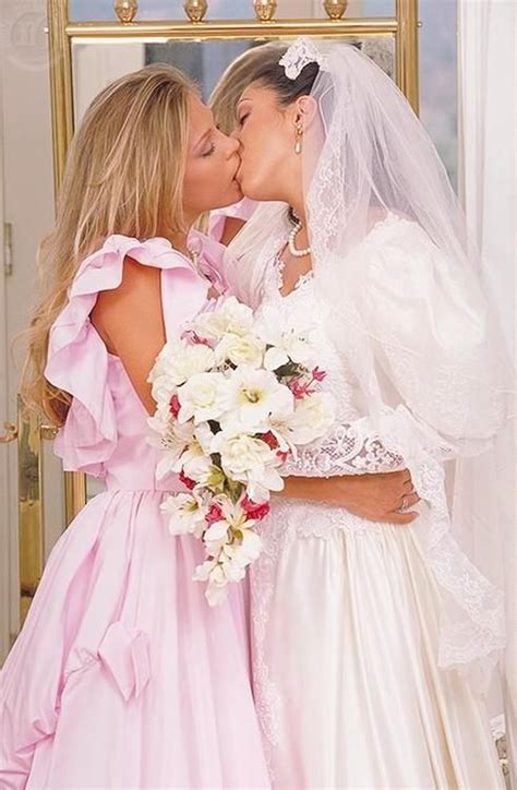 Girls Making Out Bride Girl Women