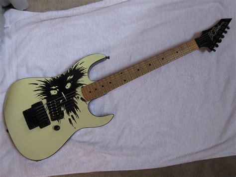 1988 bc rich gunslinger glow in the dark scary face