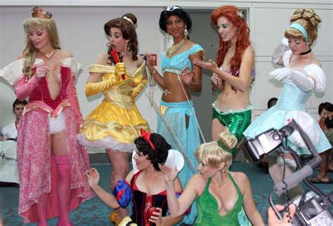 Sexy Disney Princesses ~ Damn Cool Pictures