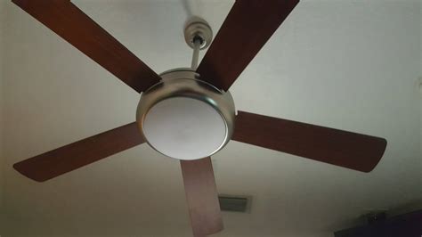 ceiling fan    change  light bulb   fan home