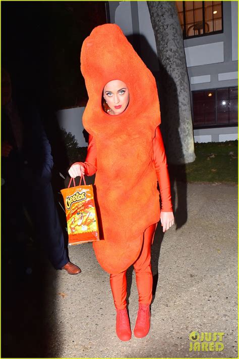 katy perry turns into a flaming hot cheeto for halloween 2014 photo