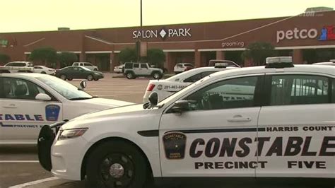 17 year old girl groped by stranger in parking lot