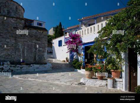 square    town alonissos  res stock photography  images alamy