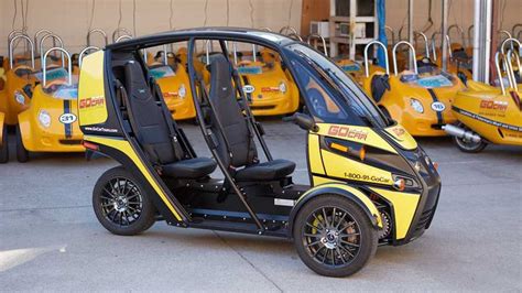 arcimoto delivers  fun utility vehicles  customers  fleets