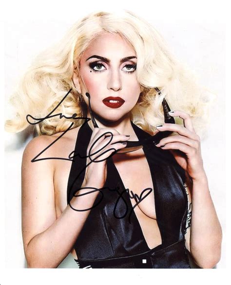 Superb Lady Gaga Signed Photo Coa