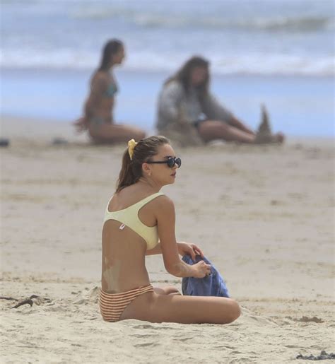 Gabriella Brooks Is Spotted On A Byron Bay Beach 25 Photos