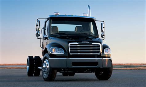 freightliner    camiones vehiculos comerciales autostar