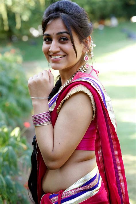 aksha pardasany hot saree side view pics south indian actress photos