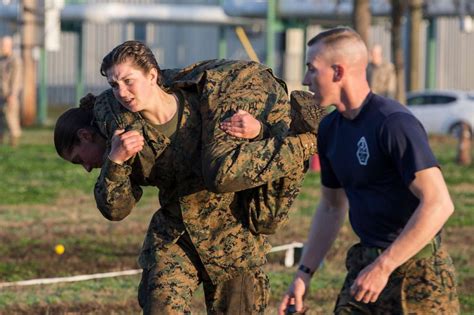 1st Integrated Company Of Men And Women Graduates From Marine Corps