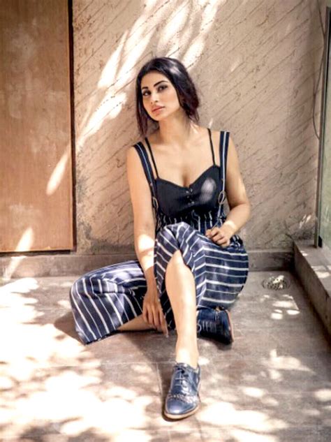 Hot Mouni Roy Looks Ultra Sizzling In These Pictures