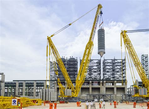 liebherr crawler cranes modernize mexican oil refinery crane network news