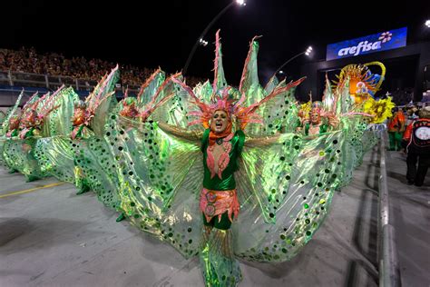 sete escolas  grupo especial  carnaval  desfilam neste sabado em sao paulo carnaval